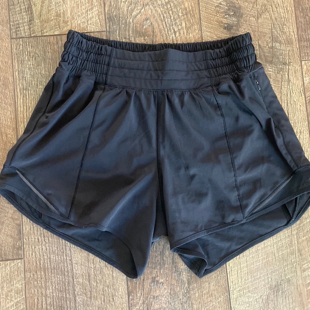 Lululemon hotty hot high rise shorts